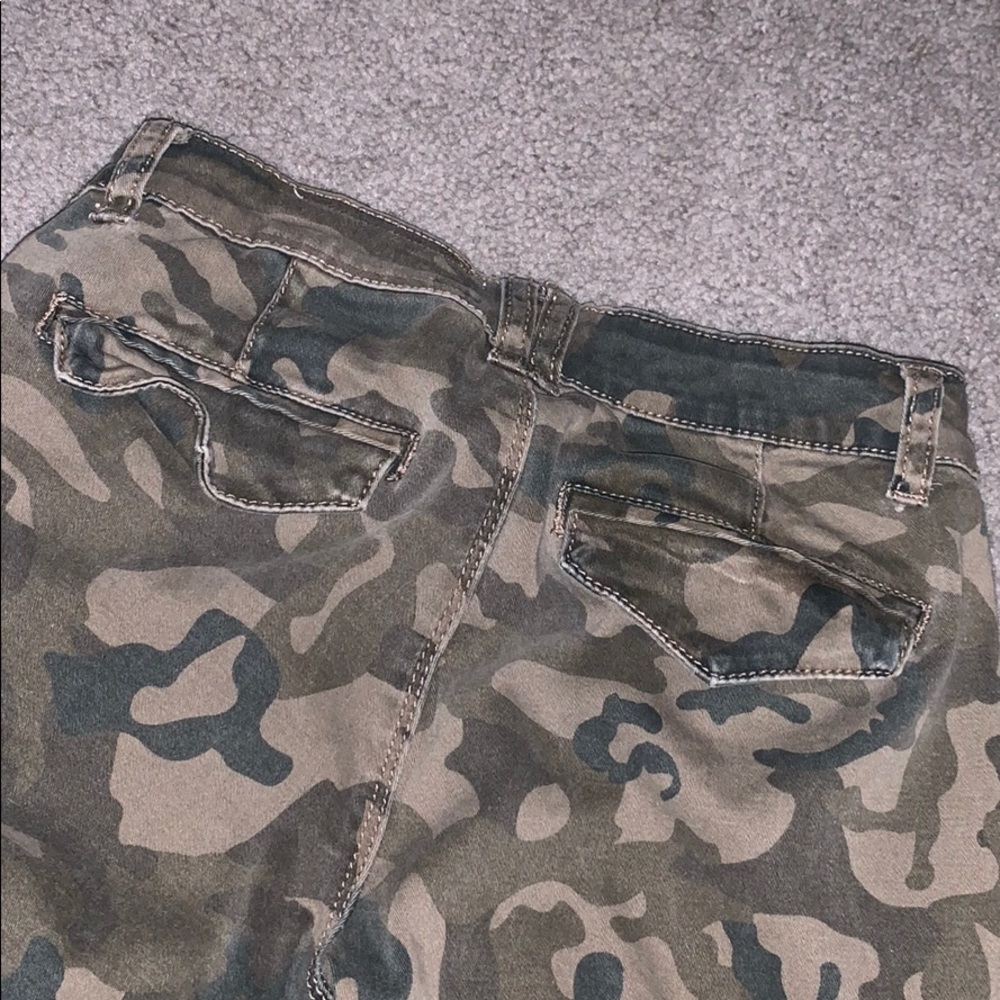 Ankle Jeans - Picture 3 of 3